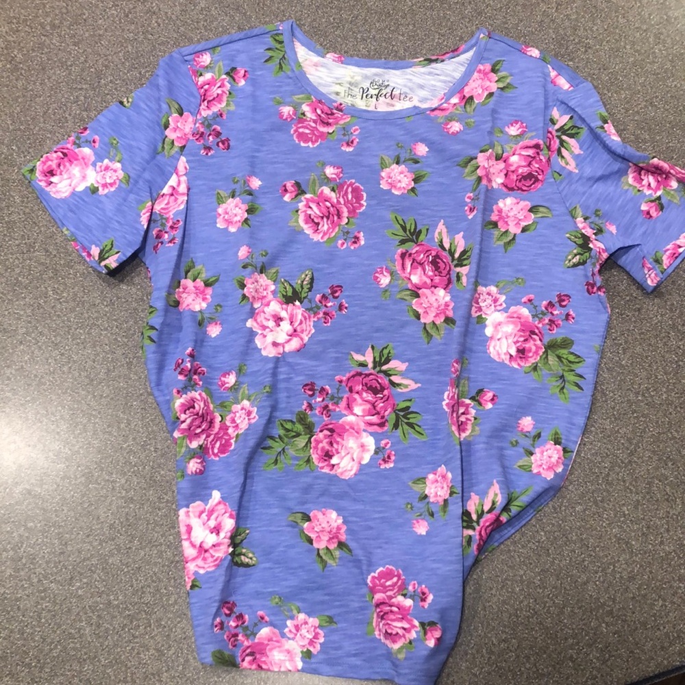 NEW!!  Never worn. Floral short sleeve tee shirt